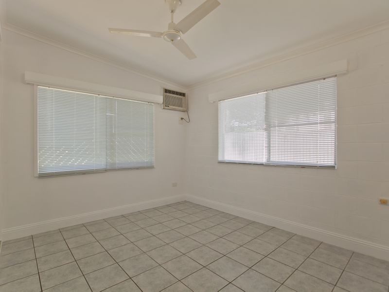 23 Golf Street, Yorkeys Knob QLD 4878