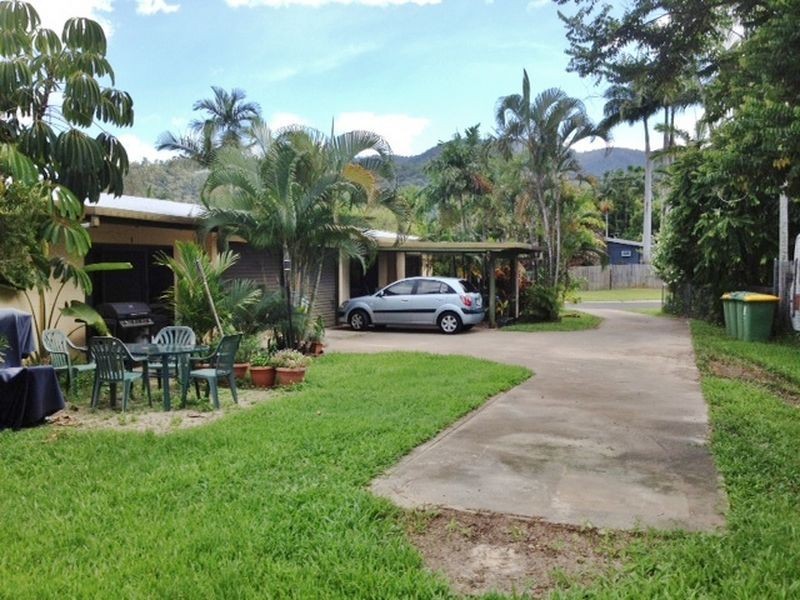 1/6 Simbai Close, Trinity Beach QLD 4879