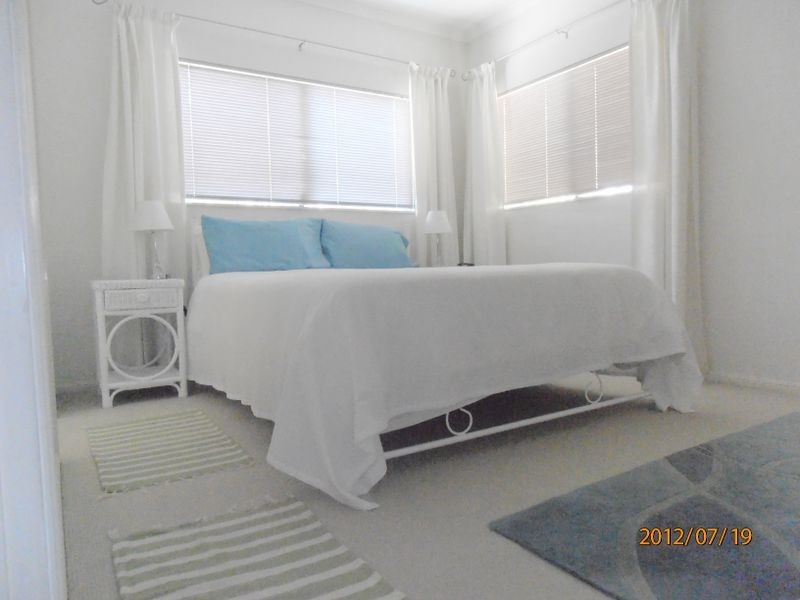 73 Cedar Road, Palm Cove QLD 4879