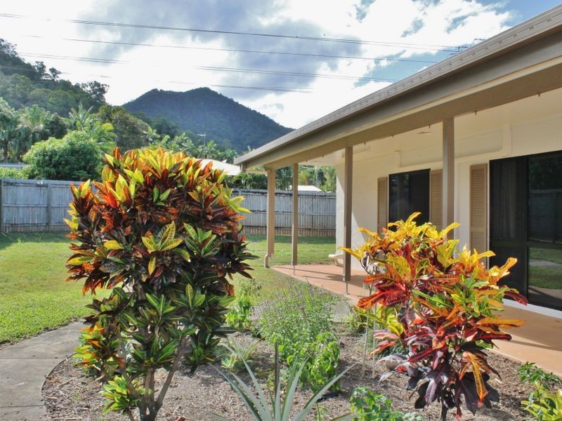 6-8 Gillian Street, Smithfield QLD 4878