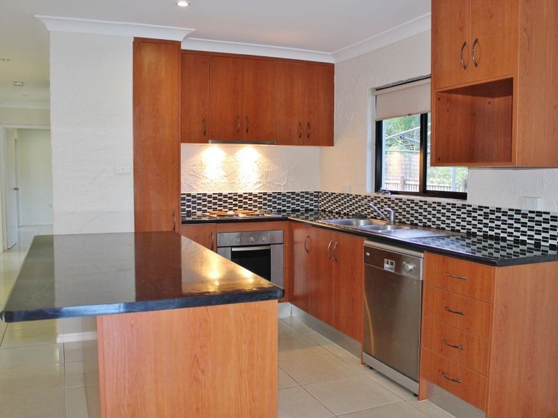 6-8 Gillian Street, Smithfield QLD 4878