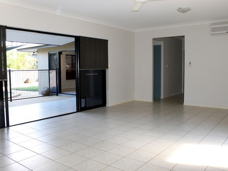11 Orana Street, Caravonica QLD 4878