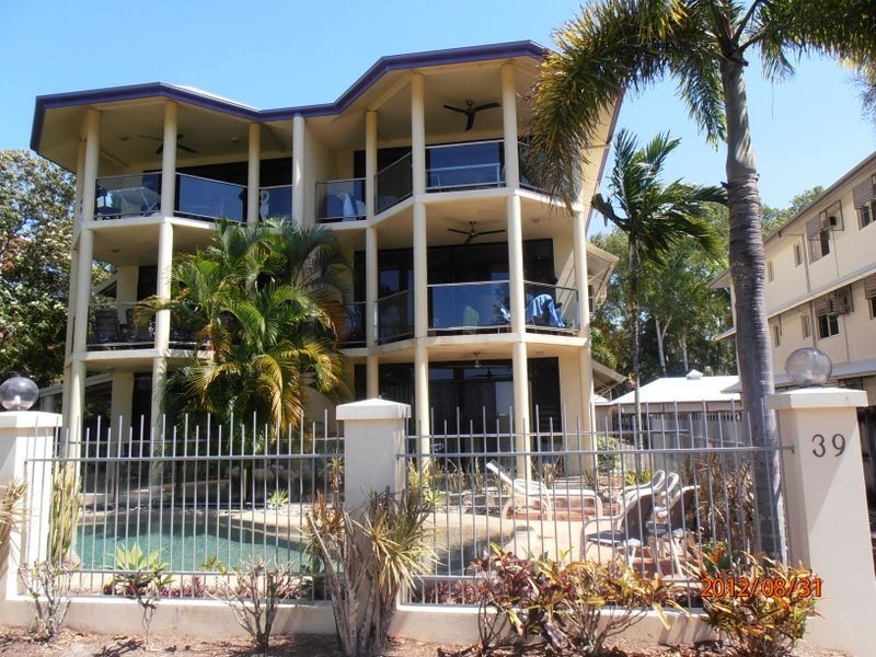 6/39 Sims Esplanade, Yorkeys Knob QLD 4878