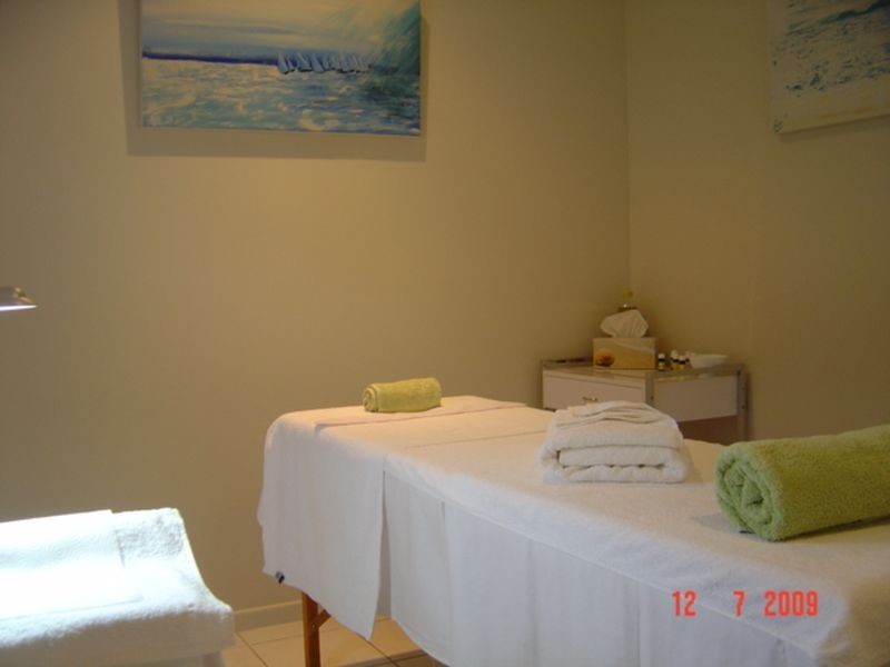 Palm Cove QLD 4879