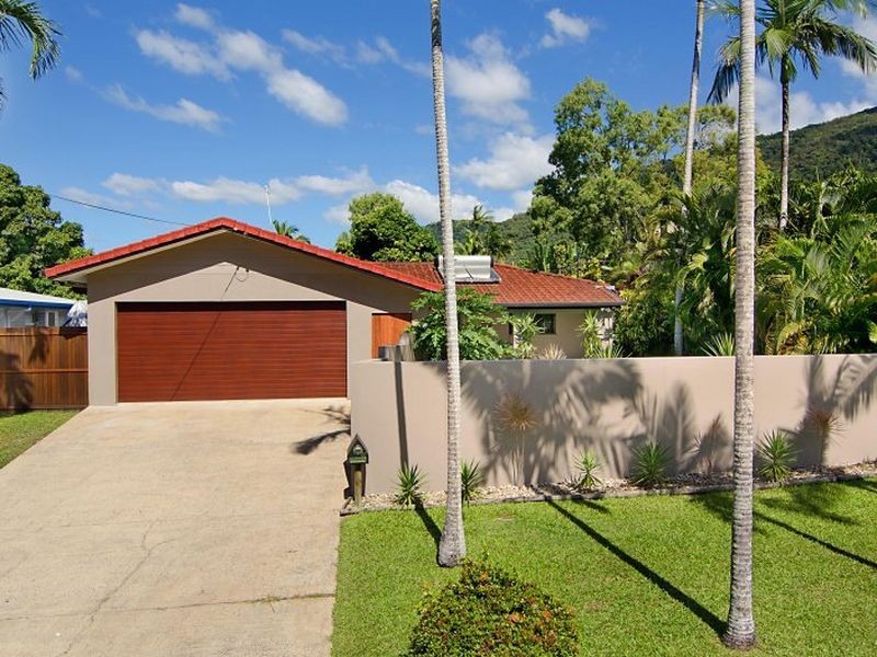 65 Terebra Street, Palm Cove QLD 4879