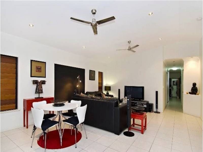 34 Seclusion Drive, Palm Cove QLD 4879