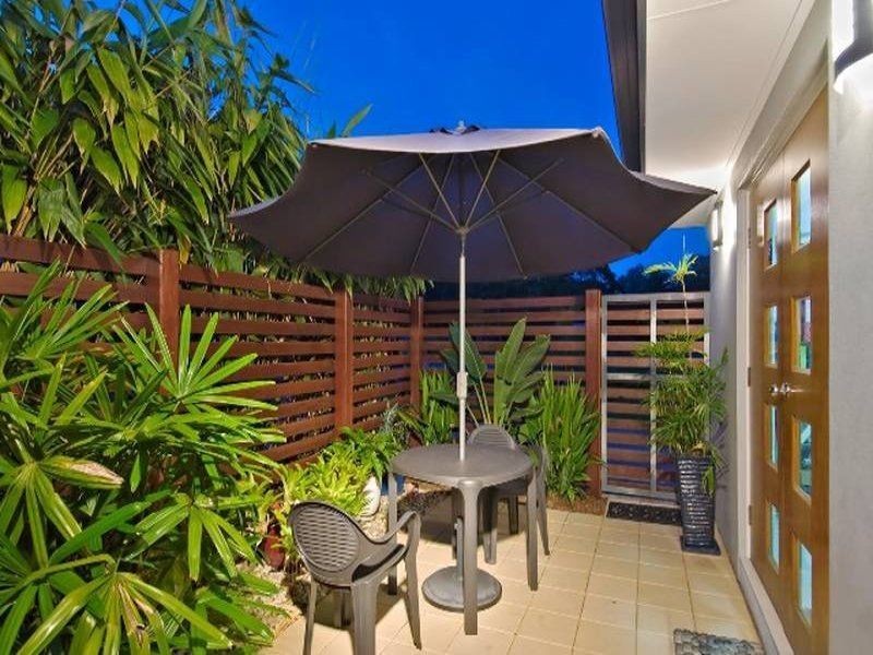 34 Seclusion Drive, Palm Cove QLD 4879
