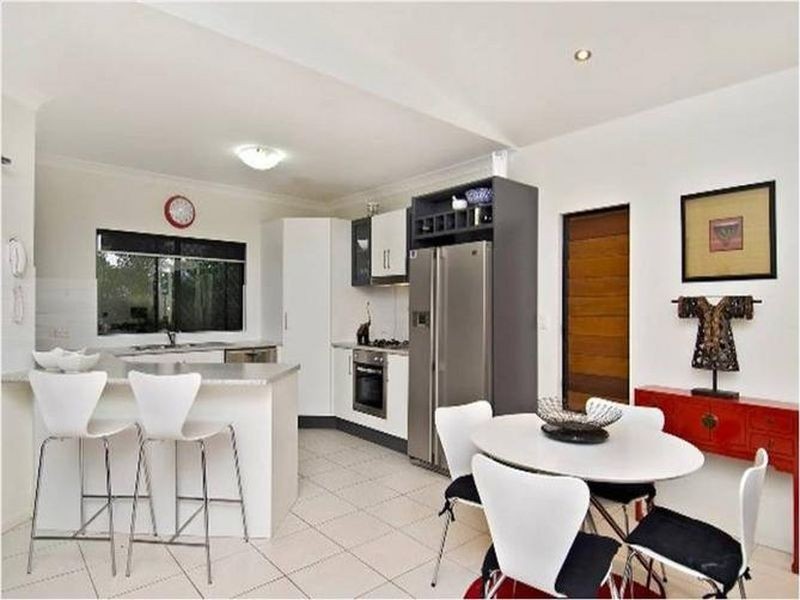 34 Seclusion Drive, Palm Cove QLD 4879