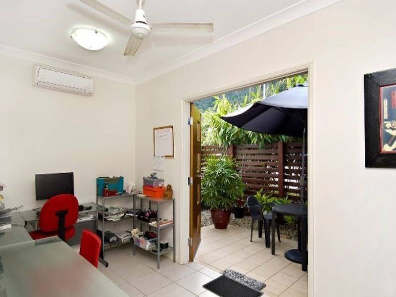 34 Seclusion Drive, Palm Cove QLD 4879