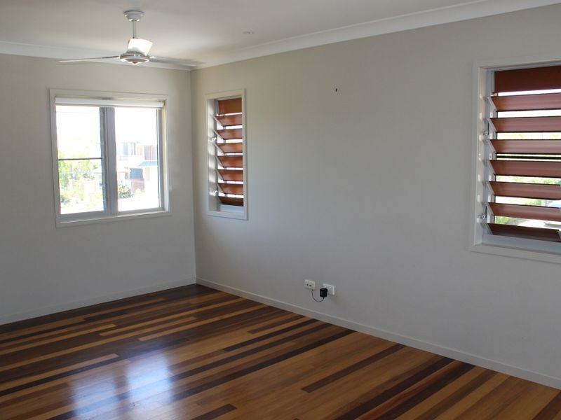 101 Harbour Drive, Trinity Park QLD 4879