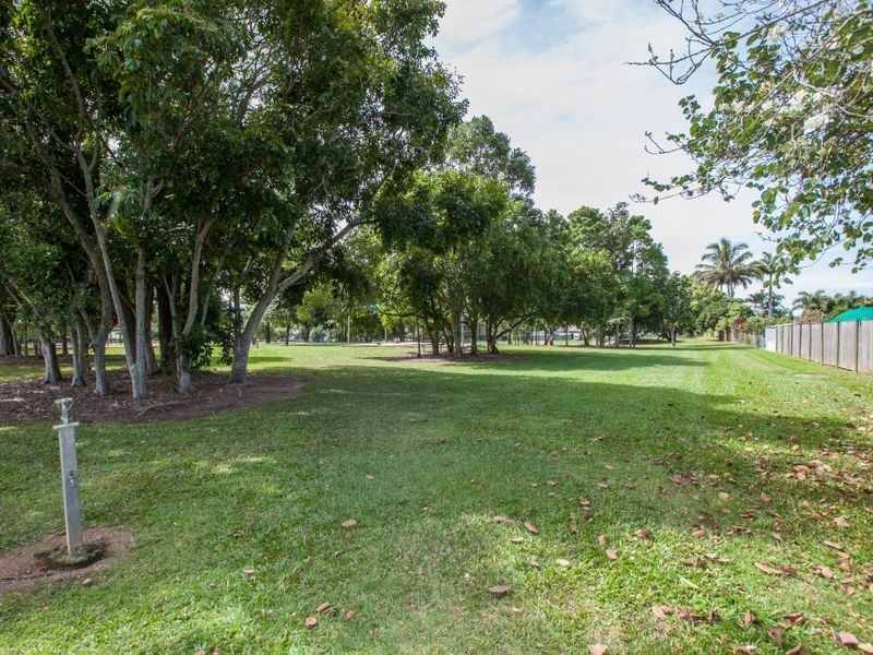 27 Cumberland Avenue, Smithfield QLD 4878