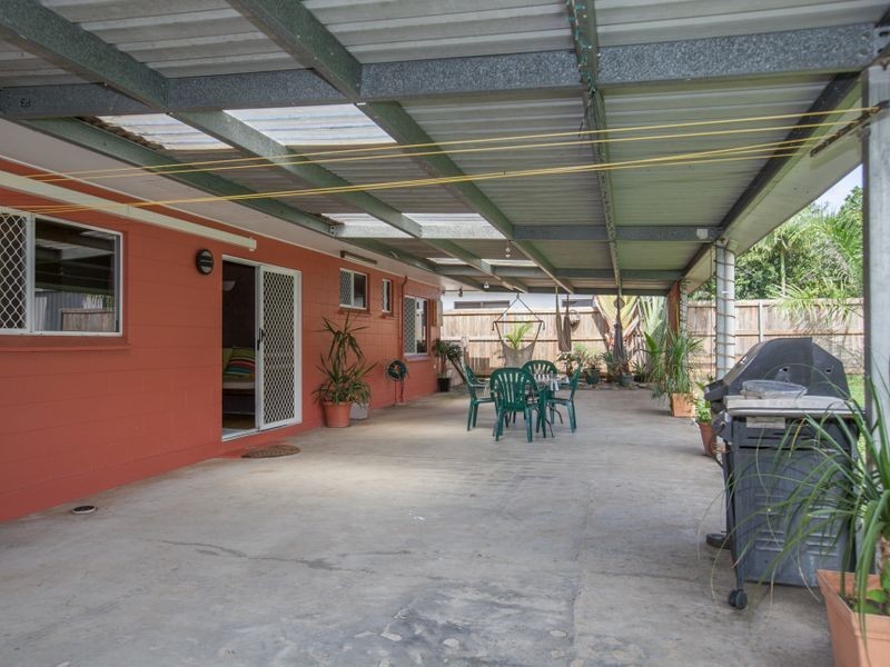 27 Cumberland Avenue, Smithfield QLD 4878
