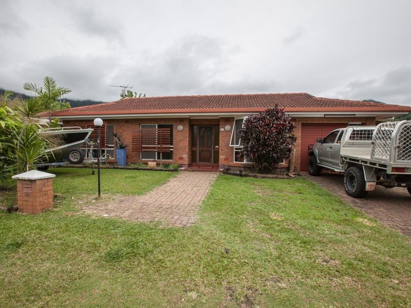 27 Cumberland Avenue, Smithfield QLD 4878