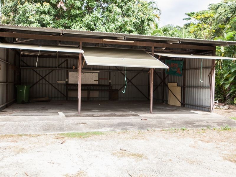 7 La Trobe Close, Trinity Park QLD 4879