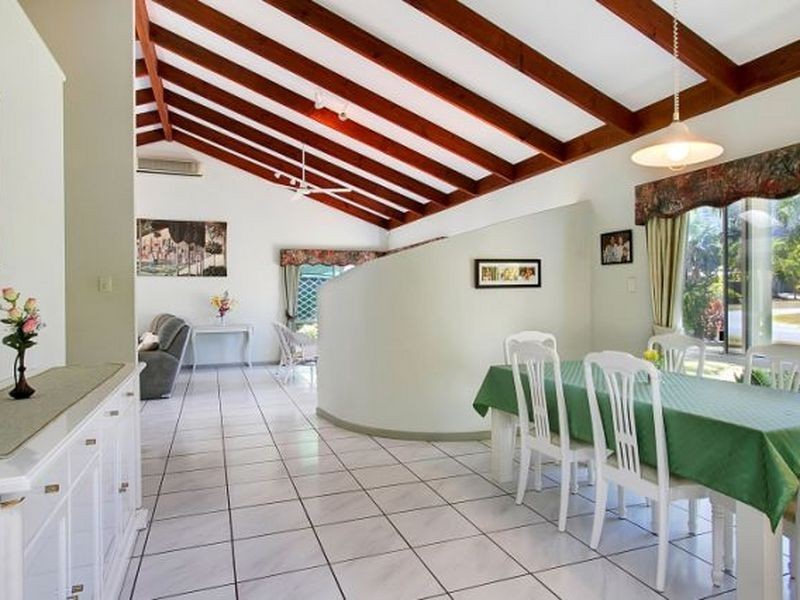 10 Pellowe Street, Clifton Beach QLD 4879