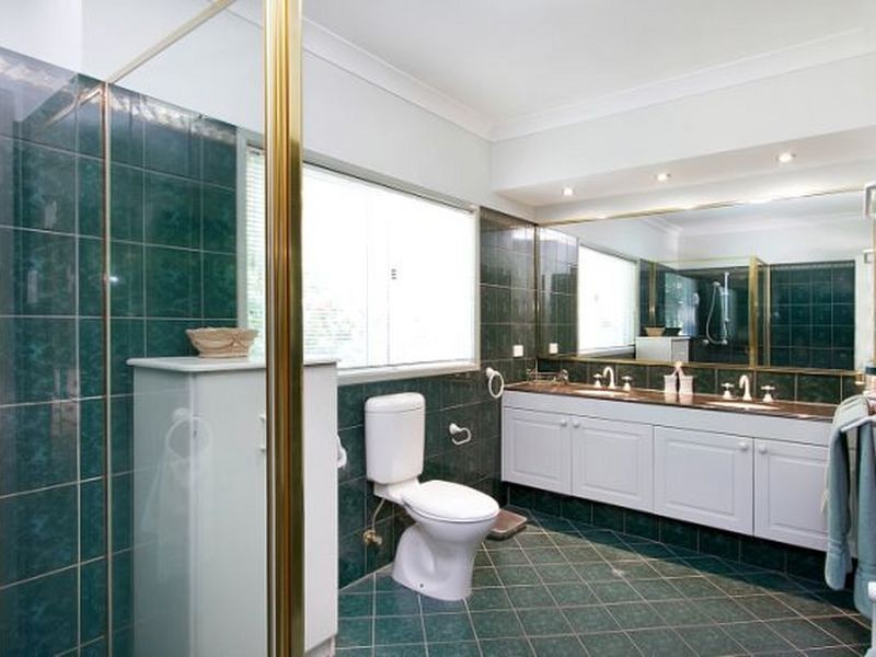 10 Pellowe Street, Clifton Beach QLD 4879