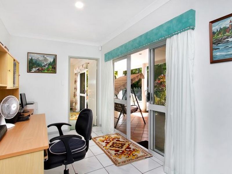 10 Pellowe Street, Clifton Beach QLD 4879