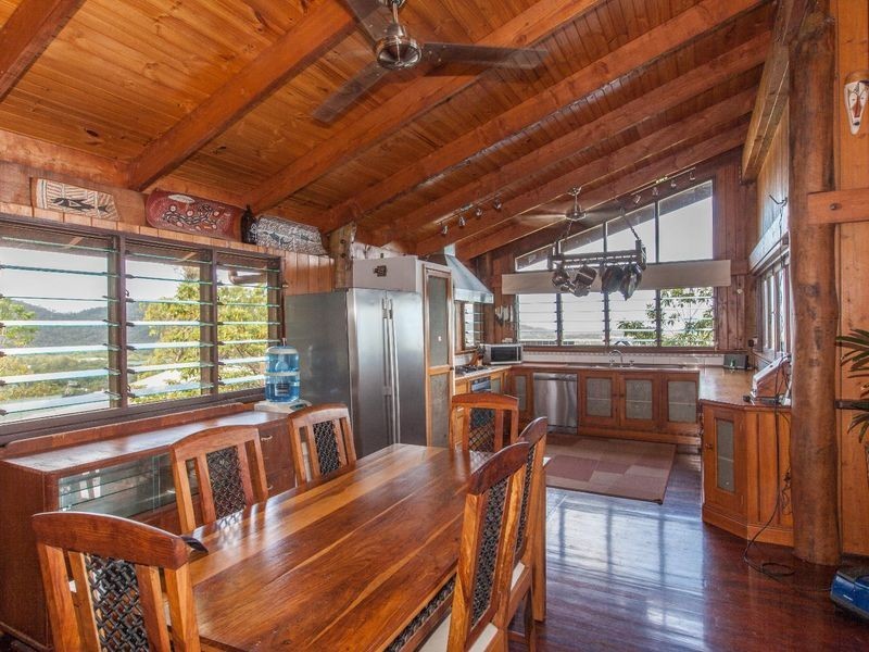 10 Jarda Street, Smithfield QLD 4878