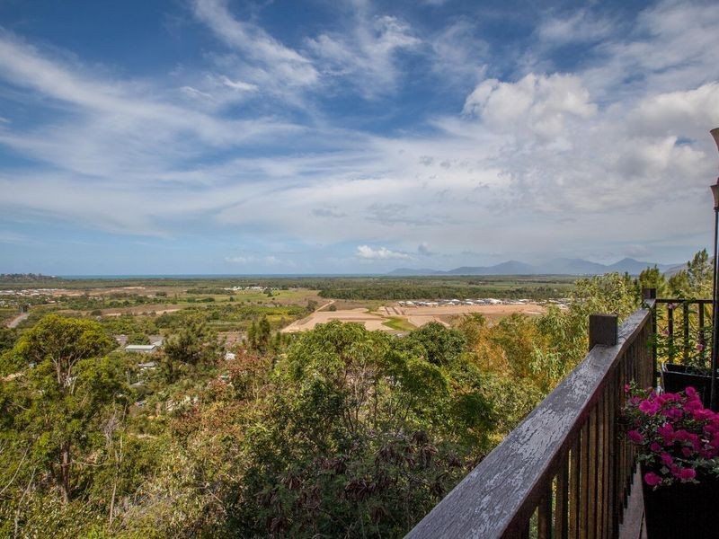 10 Jarda Street, Smithfield QLD 4878