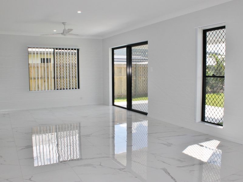 31 (lot 72 Singleton Close, Smithfield QLD 4878