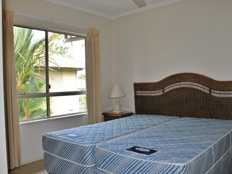 815/2 Greenslopes Street, Cairns North QLD 4870