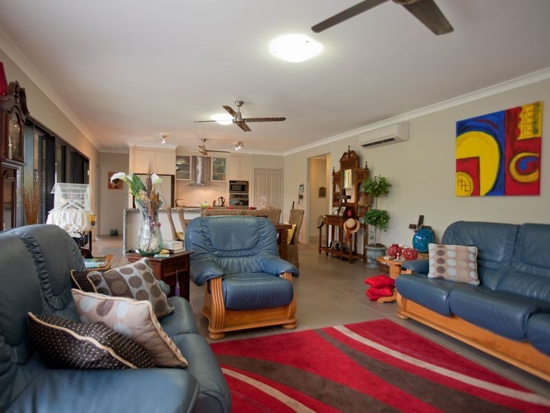 37 Propeller Court, Trinity Beach QLD 4879