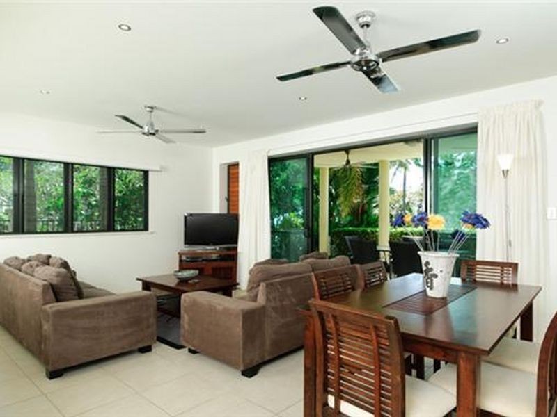 7/31 Sims Esplanade, Yorkeys Knob QLD 4878