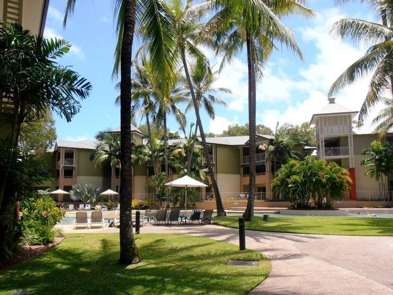 49 Williams Esplanade, Palm Cove QLD 4879