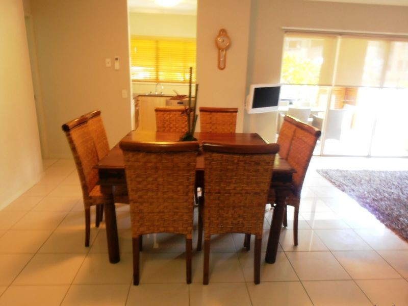 49 Williams Esplanade, Palm Cove QLD 4879