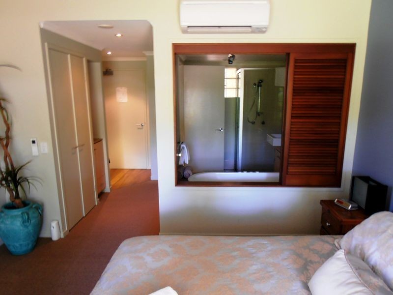 49 Williams Esplanade, Palm Cove QLD 4879