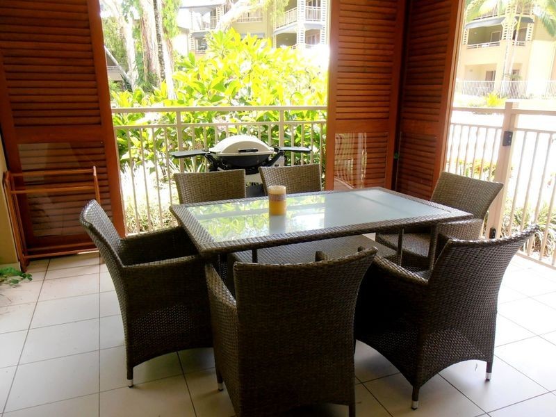 49 Williams Esplanade, Palm Cove QLD 4879