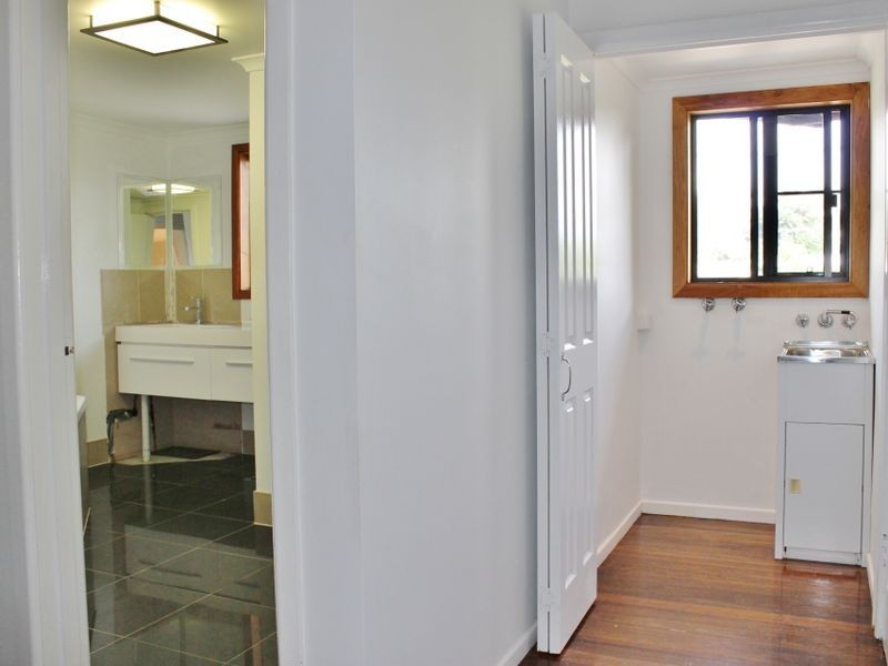 1 Ribbon Close, Clifton Beach QLD 4879
