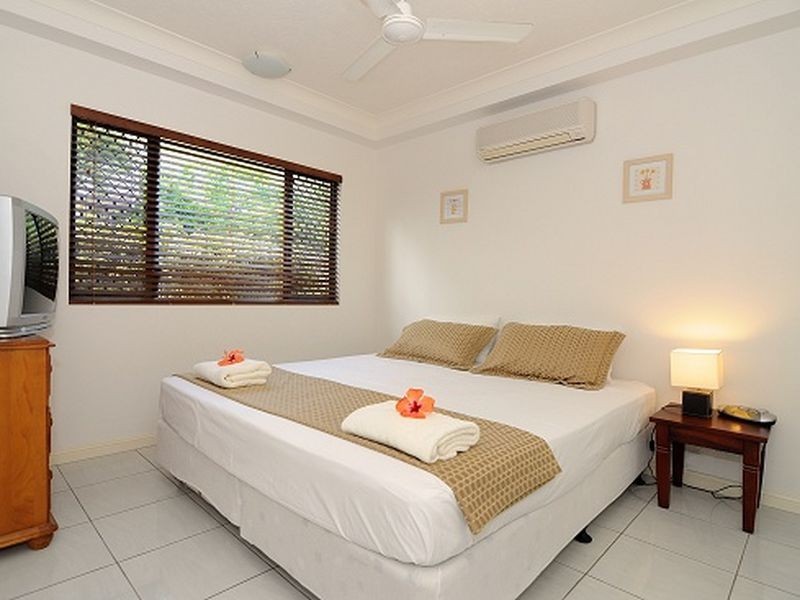 29 Sims Esplanade, Yorkeys Knob QLD 4878