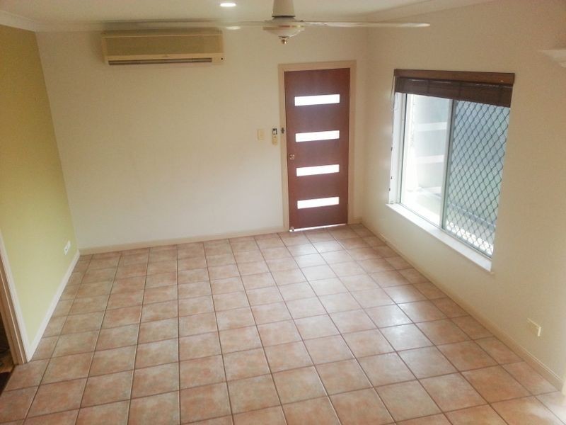 11 Feathertop Close, Smithfield QLD 4878