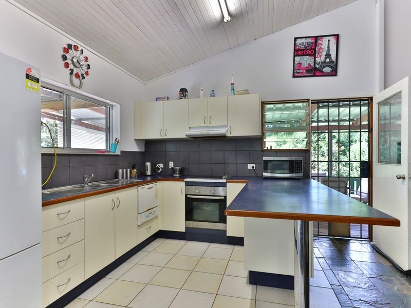 37 Gregory Terrace, Kuranda QLD 4881