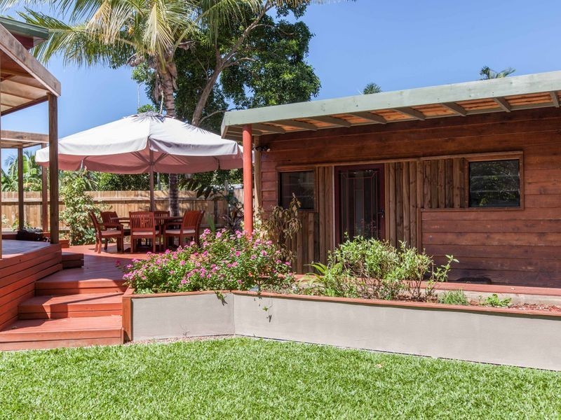 3 Bligh Close, Clifton Beach QLD 4879