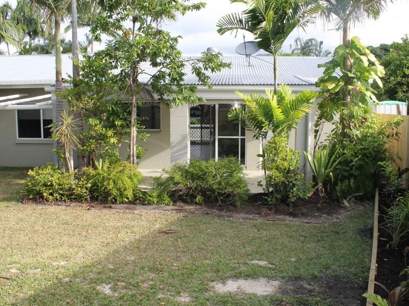 14 Scarborough Close, Kewarra Beach QLD 4879