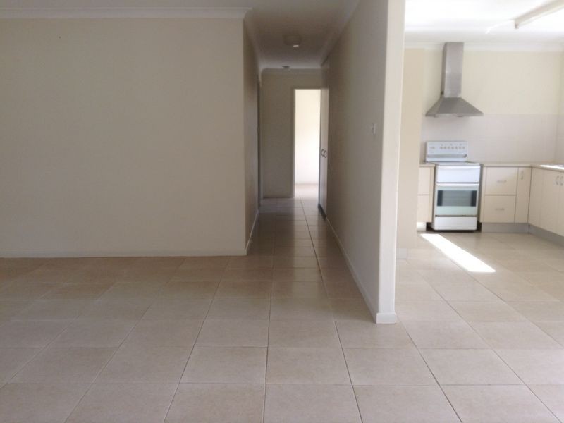 43 Yurongi Street, Caravonica QLD 4878