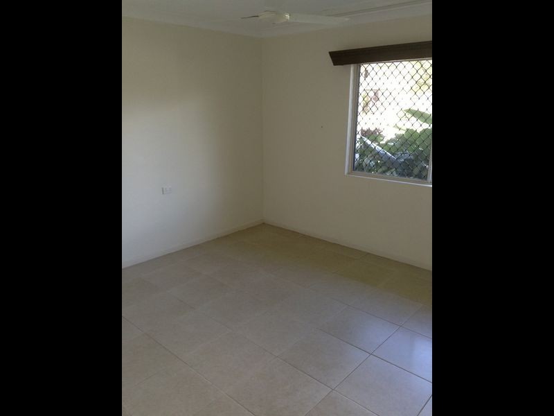 43 Yurongi Street, Caravonica QLD 4878