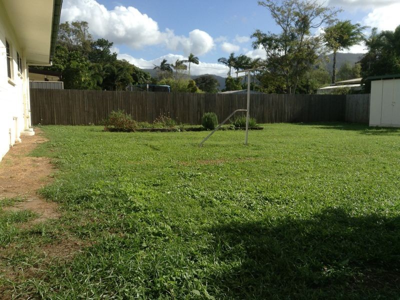 43 Yurongi Street, Caravonica QLD 4878