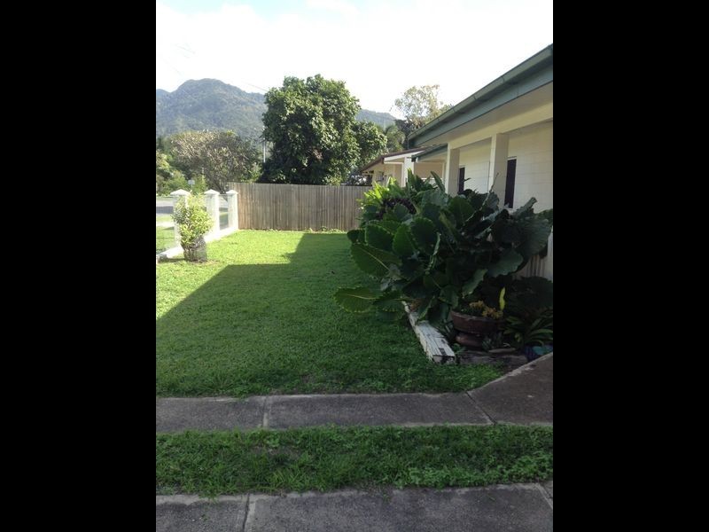 43 Yurongi Street, Caravonica QLD 4878