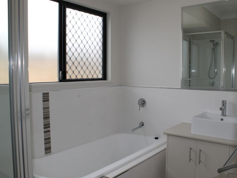 27 Landsborough Drive, Smithfield QLD 4878