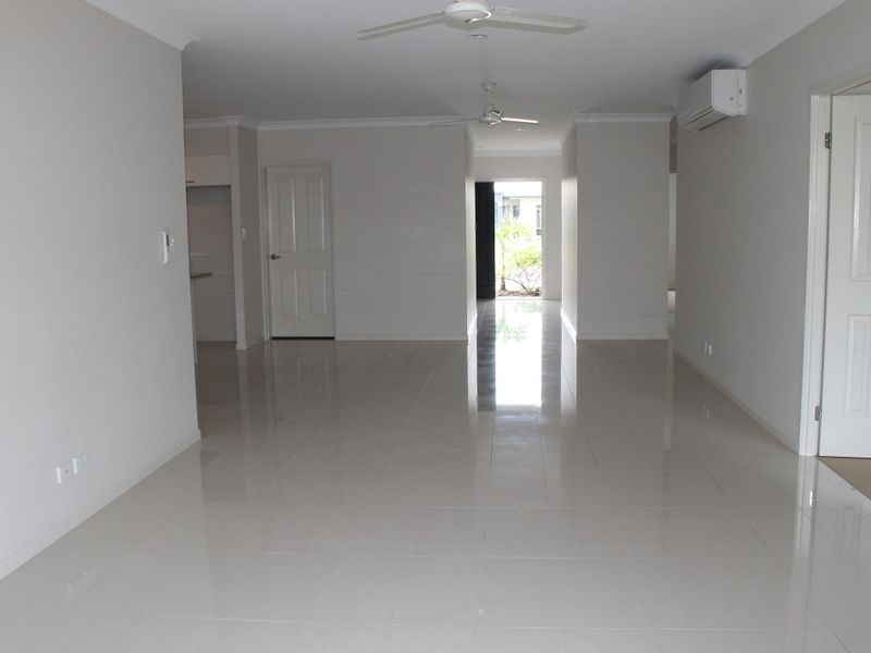 27 Landsborough Drive, Smithfield QLD 4878