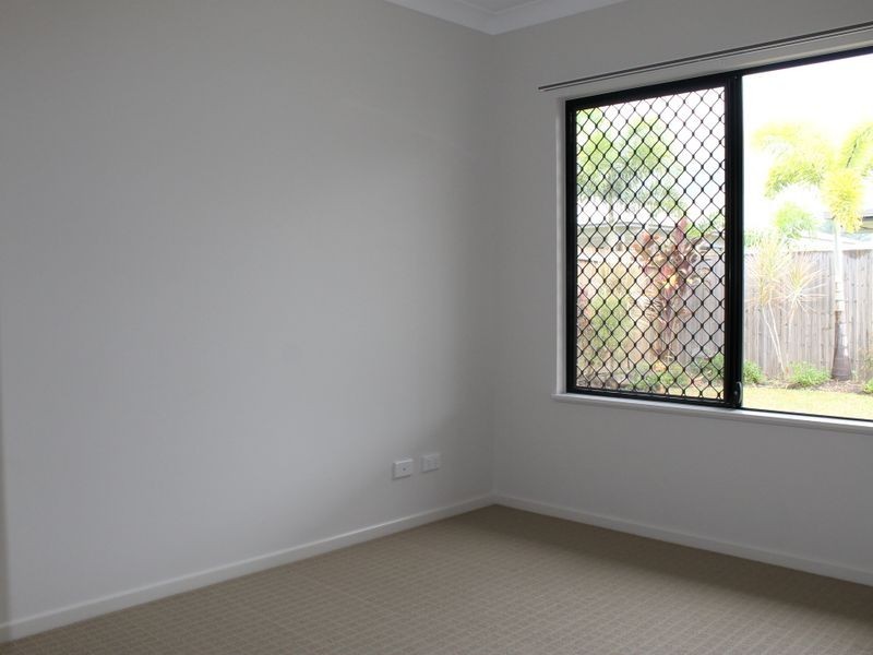 27 Landsborough Drive, Smithfield QLD 4878