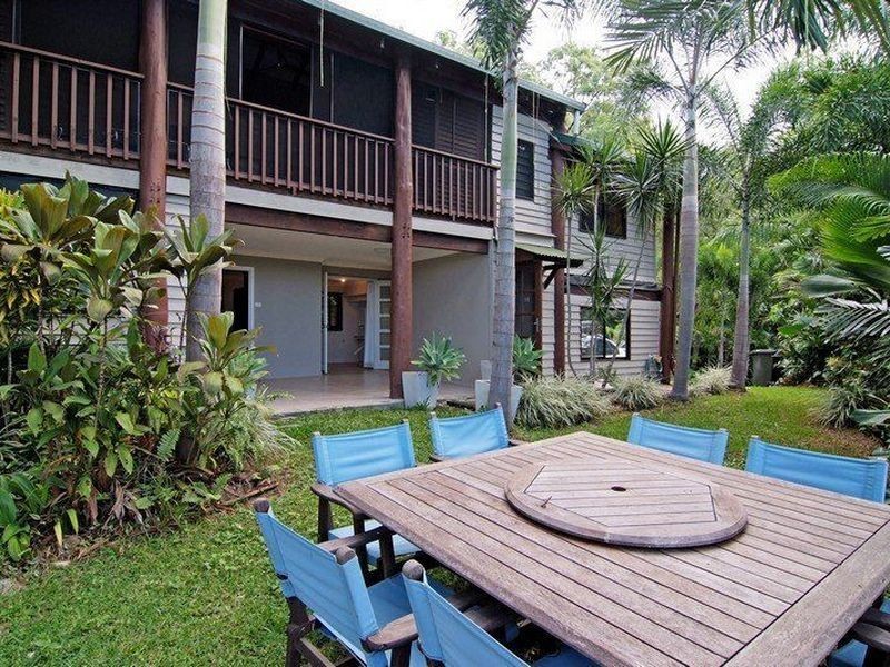 30-32 Ellison Street, Clifton Beach QLD 4879