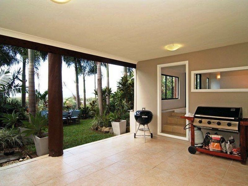30-32 Ellison Street, Clifton Beach QLD 4879