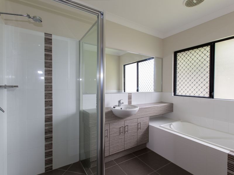 1 Propeller Court, Trinity Beach QLD 4879