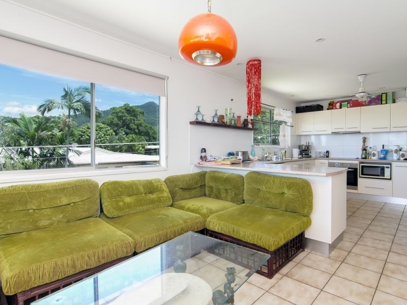 11 Gavin Street, Smithfield QLD 4878