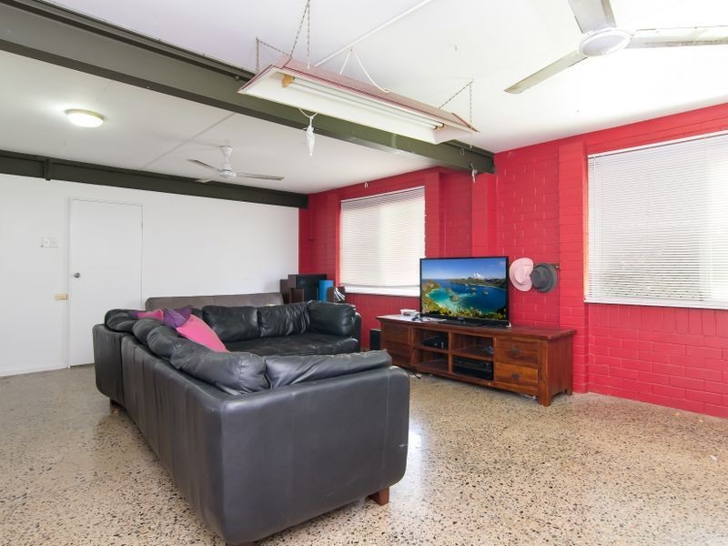 11 Gavin Street, Smithfield QLD 4878