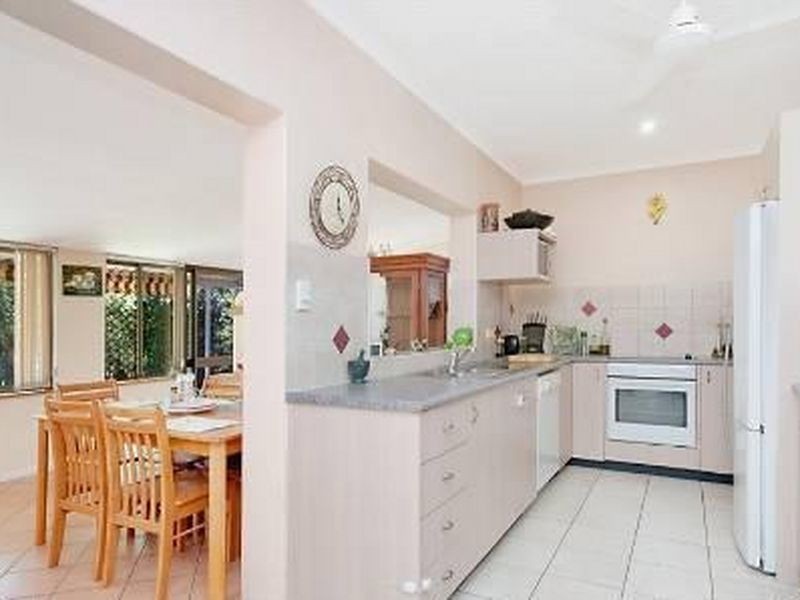 42 Gavin Street, Smithfield QLD 4878